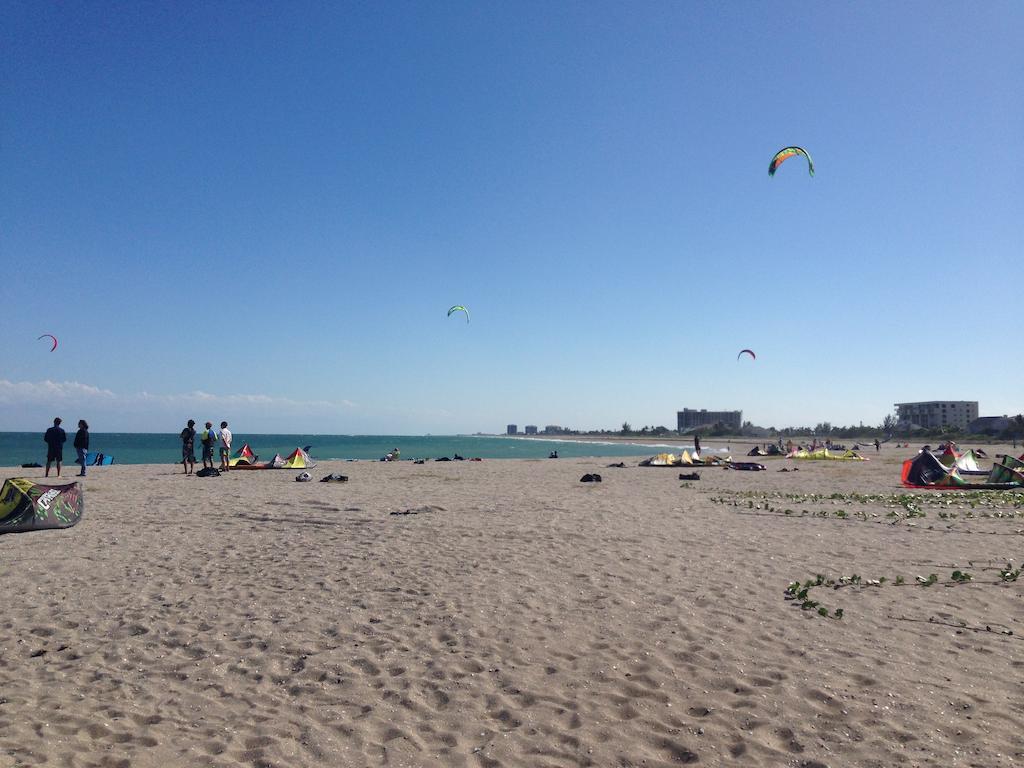פורט פירס Rhumcay Beach Resort And Grille מראה חיצוני תמונה