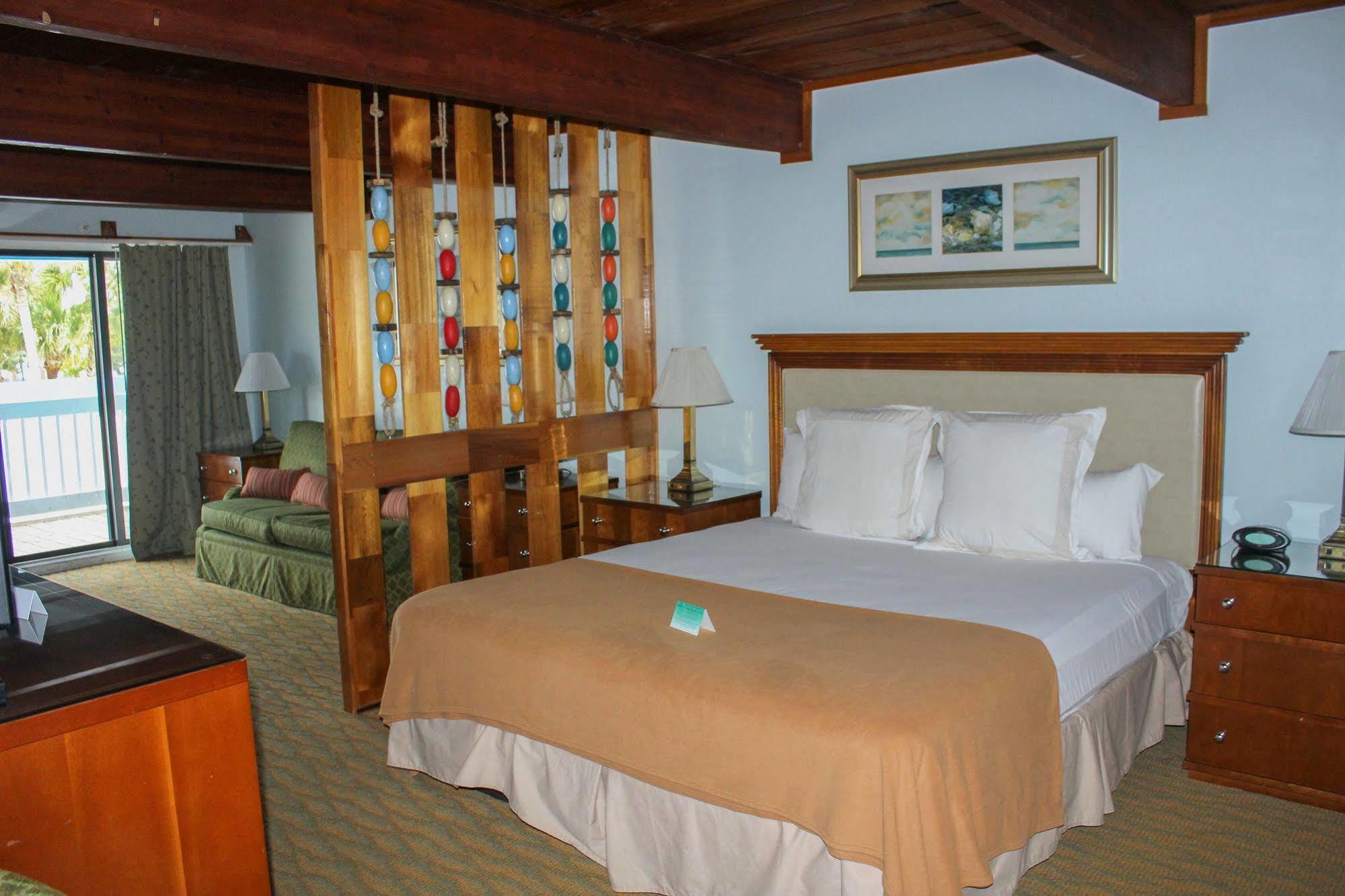 פורט פירס Rhumcay Beach Resort And Grille מראה חיצוני תמונה